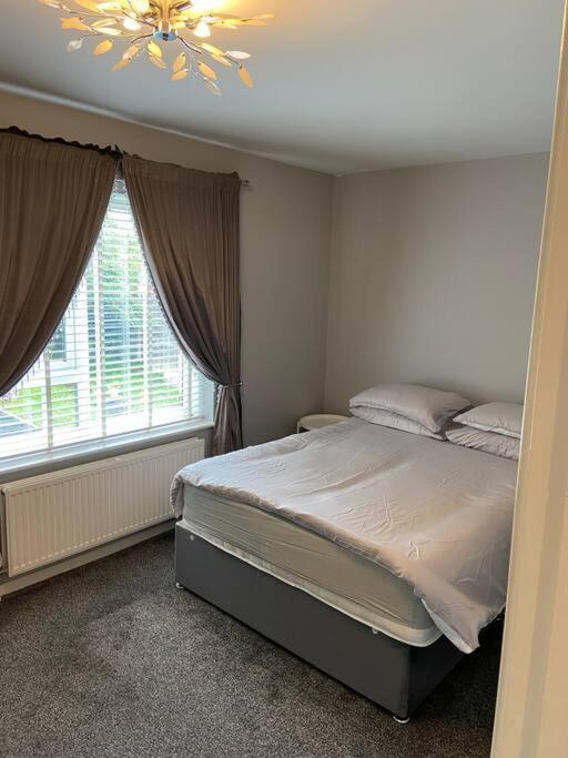 Villa Garland Way 2 Bed House Sheffield Free Parking 5 Min From M1 Mosborough Esterno foto